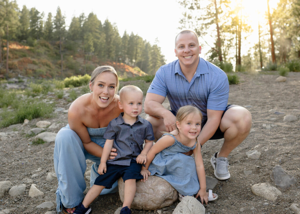 Top 5 Reasons to Book a Riverbank Mini Session in Spokane This Summer